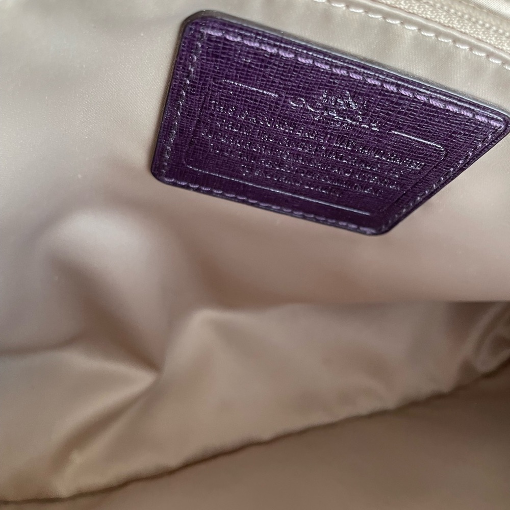 Coach purse,EUC - Picture 7 of 10
